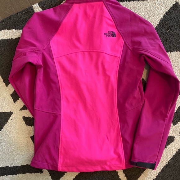 Like New North Face Apex Bionic Jacket - Picture 4 of 4